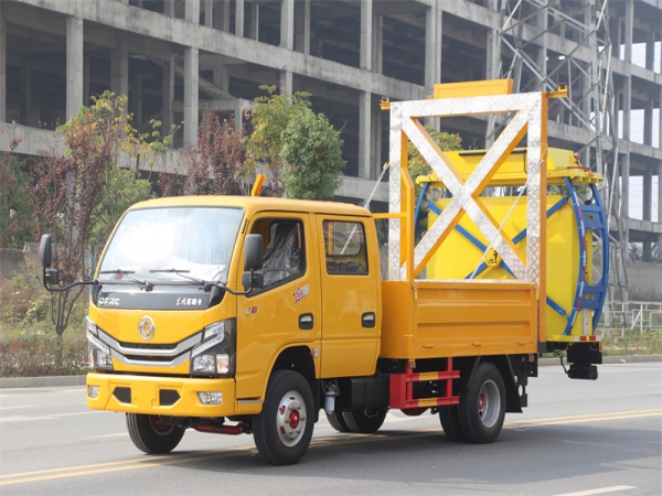 東風D6防撞緩沖車