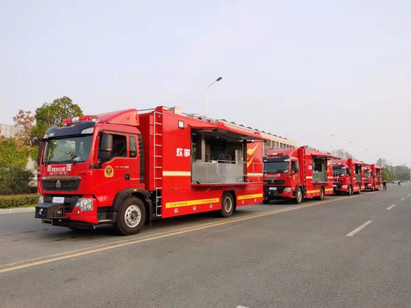 移動(dòng)餐車